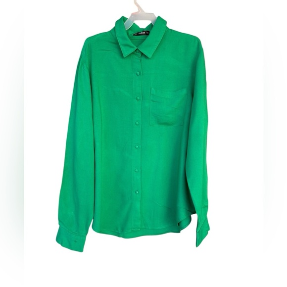 SHEIN Casual green Solid Color Long Sleeve button down shirt front pocket used - Picture 1 of 5